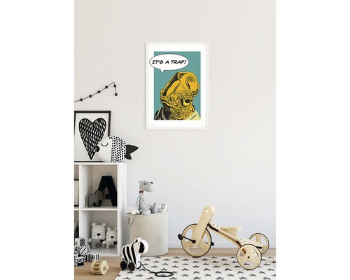 Chambre d''enfant décorée avec une affiche du film Star Wars