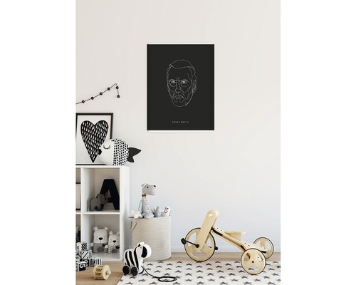 Portrait illustré sur une affiche dans une chambre d''enfant