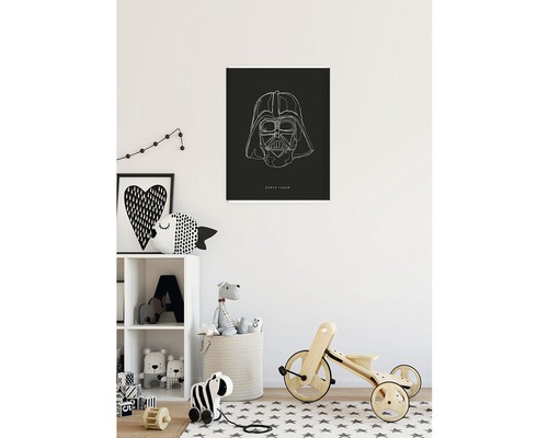 Chambre d''enfant avec décoration murale Star Wars, étagère à jouets et vélo en bois