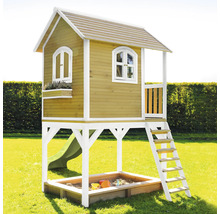 Maisonnette en bois avec bac à sable, toboggan et échelle dans le jardin