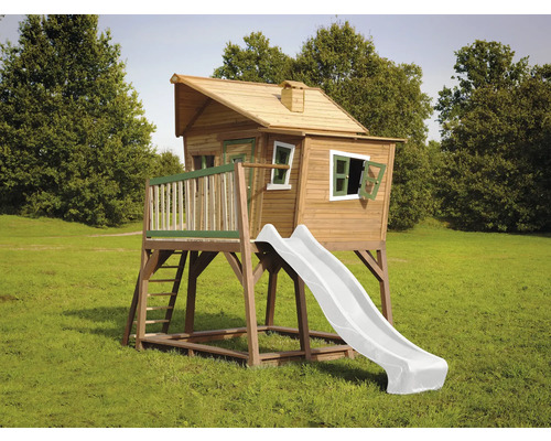 Cabane de jeux sur pilotis axi Max 432 x 193 cm bois marron avec toboggan blanc Maison de jeu en bois avec toboggan dans le jardin.