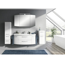 Modernes Badezimmer mit weißem Waschtisch, Spiegelschrank und Hochschrank vor grauer Wand