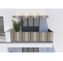 Balcon avec store et pare-vue