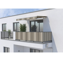 Balcon avec store et écran de confidentialité