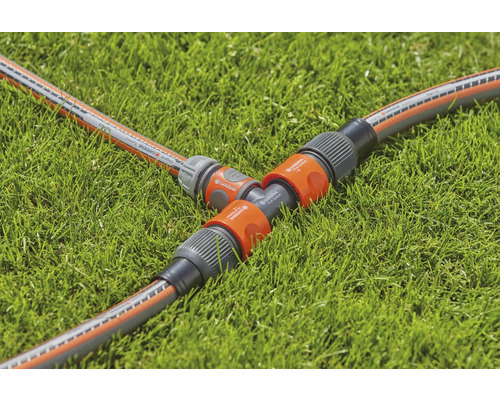 Raccord en T Gardena pour tuyaux d''arrosage sur pelouse