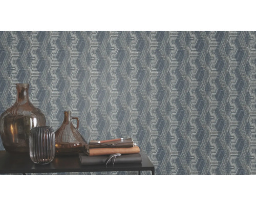 Gros plan d''un papier peint à motifs avec des vases et des livres sur une table