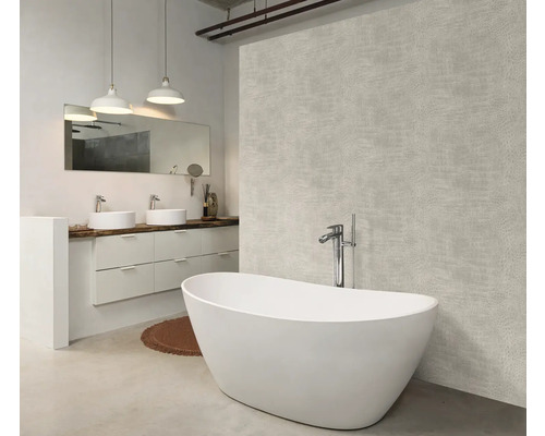 Modernes Badezimmer mit freistehender Badewanne, Waschtisch mit zwei Waschbecken und grossflächiger Tapete