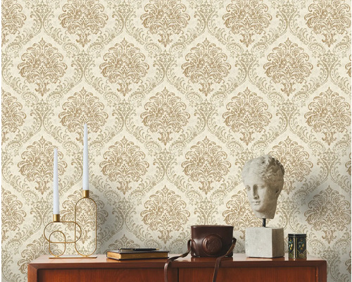 Pièce décorative avec papier peint à motifs floraux