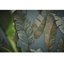 Gros plan d''un papier peint avec motif de feuilles