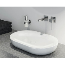 Lavabo de salle de bain moderne avec robinet, distributeur de savon et serviettes