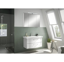 Salle de bains moderne avec meuble sous-vasque, armoire de toilette et douche