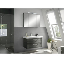 Modernes Badezimmer mit Waschtischunterschrank, Spiegelschrank und Dusche