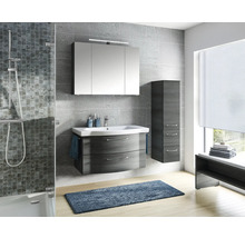 Salle de bain moderne avec meuble sous-lavabo, armoire de toilette, armoire haute et douche