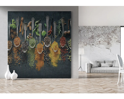 Panneau mural avec motif d''épices dans un appartement aménagé moderne.