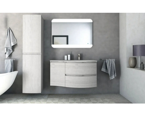 Salle de bain moderne avec meuble-lavabo, armoire de toilette et porte-serviettes pour une ambiance élégante