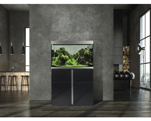 Aquarium mit Unterschrank in einem modern eingerichteten Raum.