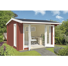 Abri de jardin avec portes doubles ouvertes, fenêtre, bureau et chaise de bureau dans le jardin