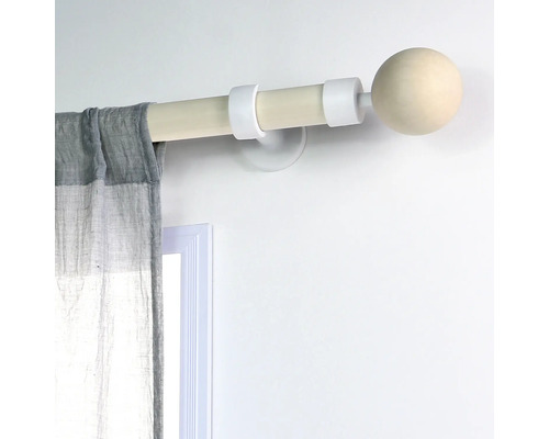 Gardinenstange mit Endstück und Gardine