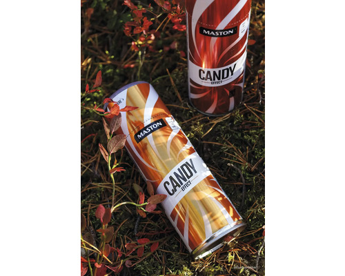 Deux bombes de vernis Maston Candy Effect sur un sol forestier