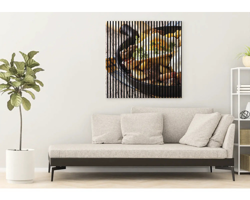 Tableau mural décoratif avec motif alimentaire au-dessus d''un canapé