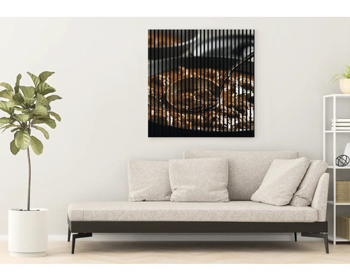 Image murale décorative avec motif alimentaire au-dessus d''un canapé