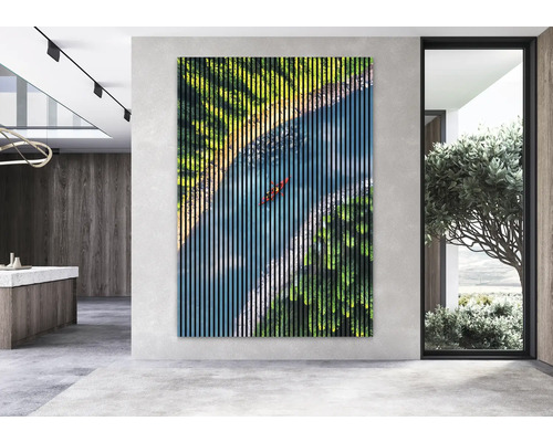 Tableau mural décoratif avec rivière et canoë dans une ambiance moderne