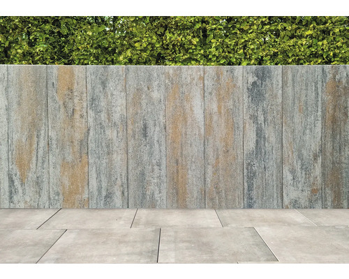 Mur de jardin en pierres de béton et dalles de sol