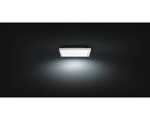 Quadratische Deckenleuchte mit Licht