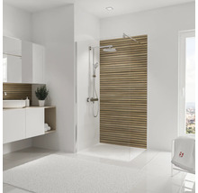 Salle de bains avec paroi de douche, lavabo et lambris en bois