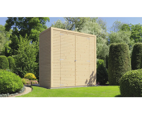 Armoire de jardin en bois dans le jardin