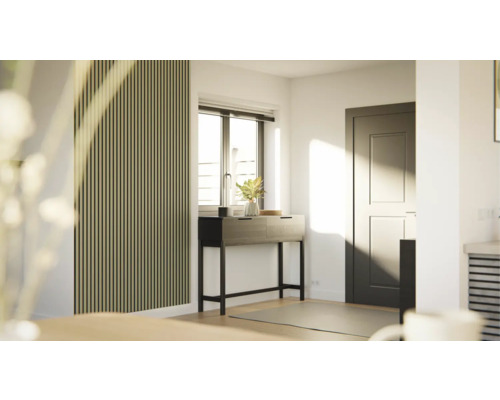 Espace d''entrée avec mur en lambris, console, fenêtre et porte