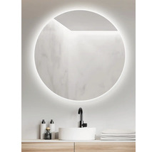 Salle de bain moderne avec miroir rond et éclairage LED au-dessus d''un lavabo.