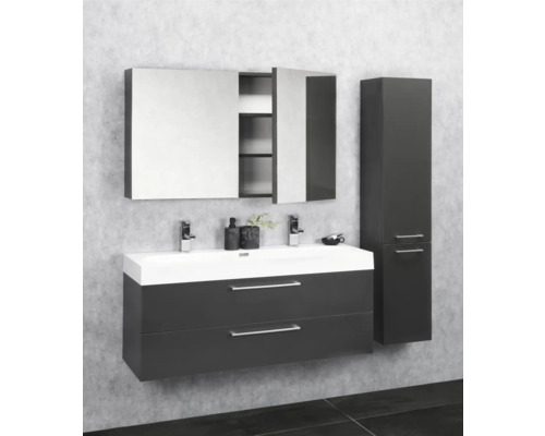 Badezimmerensemble mit Waschtischunterschrank, Waschbecken, Spiegelschrank und Hochschrank für ein organisiertes und stilvolles Badezimmer