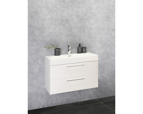 Modernes Badezimmer mit weißem Waschbeckenunterschrank und zwei Schubladen