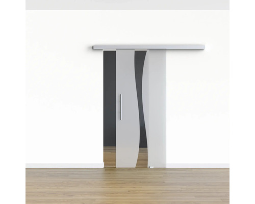 Porte coulissante en verre avec poignée dans une pièce