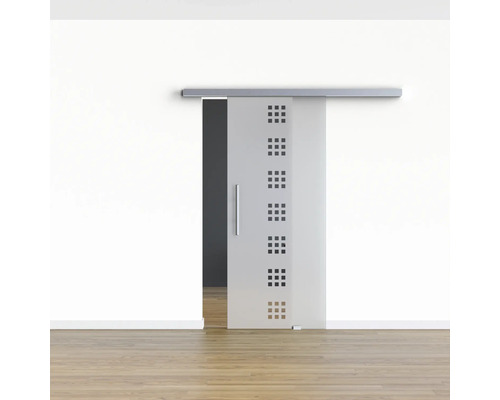 Porte coulissante avec motif carré dans une pièce à vivre