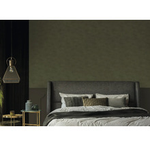 Chambre à coucher avec lit, tables de chevet et suspension