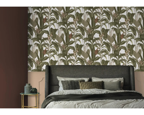 Chambre avec papier peint jungle à motif végétal