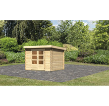 Garten mit Gartenhaus aus Holz mit Doppeltür