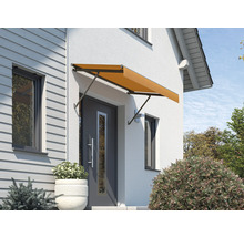 Façade de maison avec auvent de porte d''entrée