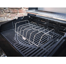 Grill mit Rippchenhalterung für die Zubereitung von Fleischgerichten