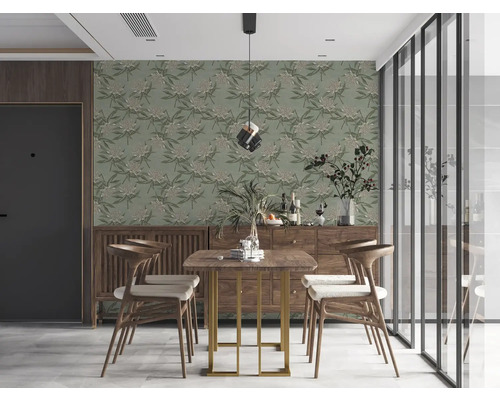 Salle à manger avec table à manger, chaises, buffet et papier peint à fleurs