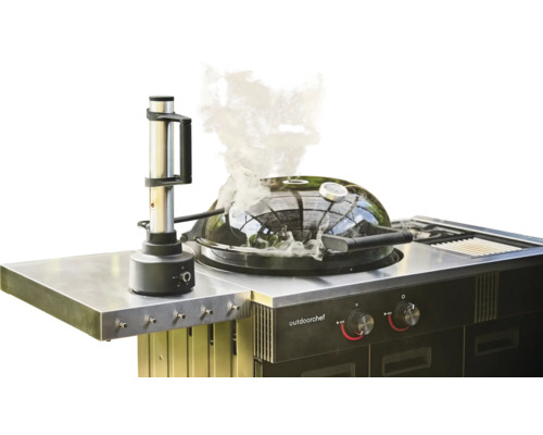 Outdoorchef Grillküche mit Grill und Zubehör.