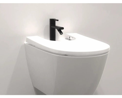 Bidet mural avec robinet noir