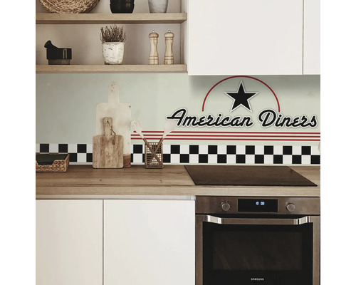 Scène de cuisine avec motif ''American Diners'' sur le panneau arrière