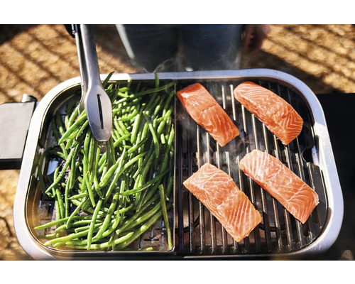 Barbecue avec filet de saumon et haricots verts