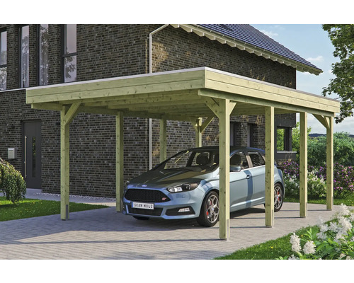 Carport en bois avec voiture sur une allée devant une maison