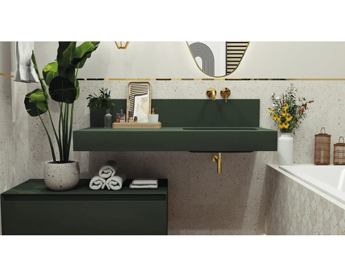 Badezimmer mit Waschbecken, Unterschrank, Spiegel und Pflanzen