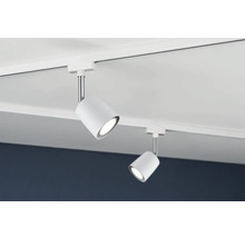 Zwei weisse LED-Strahler an einer Schiene an der Decke.
