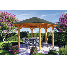 Holzpavillon mit Tisch und Stühlen im Garten